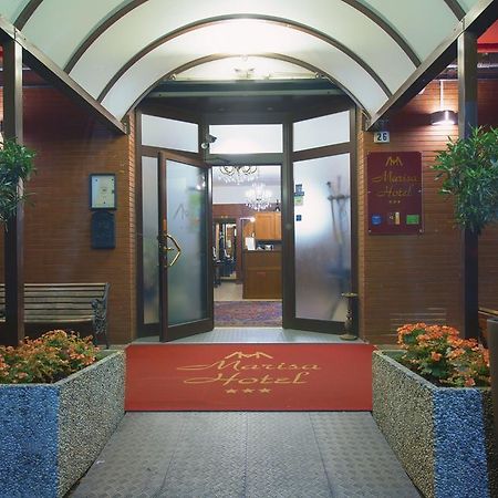 Hotel Marisa Альбенга Экстерьер фото