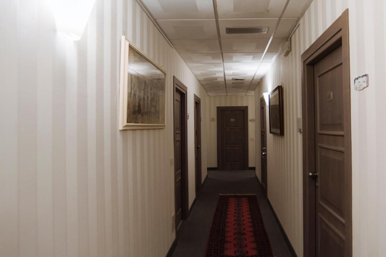 Hotel Marisa Альбенга Экстерьер фото